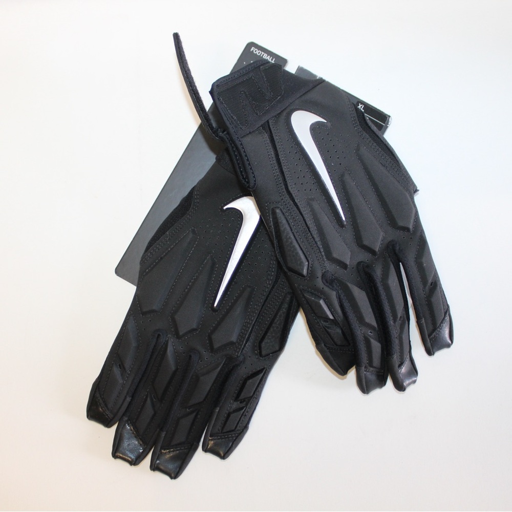 NIKE D-TACKLE 6.0 PADDED LINEMAN FOOTBALL GLOVES 
MENS SIZE XL 
BRAND NEW